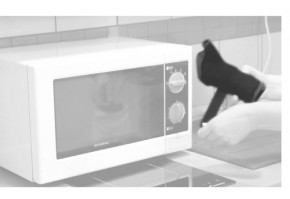 1) Расстегиваем ремни и липучки ортеза