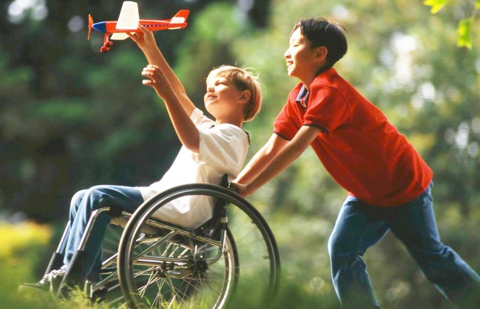 Советы по выбору детской инвалидной коляски