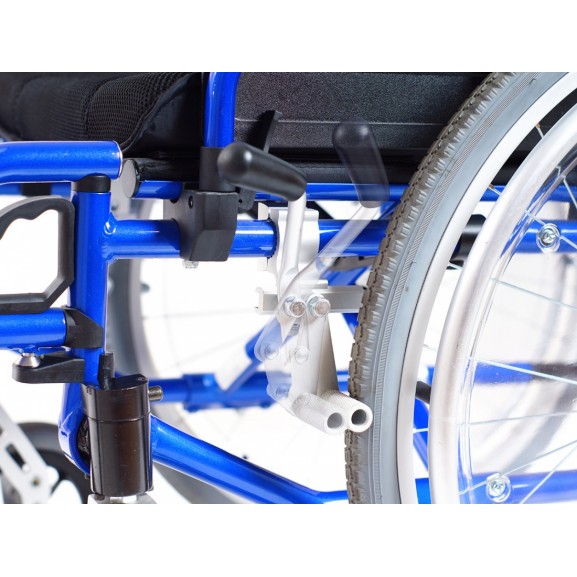 Инвалидное кресло со складной рамой Ortonica Trend 10 - фото №19
