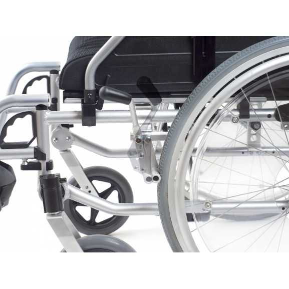 Инвалидное кресло со складной рамой Ortonica Trend 10 R - фото №13