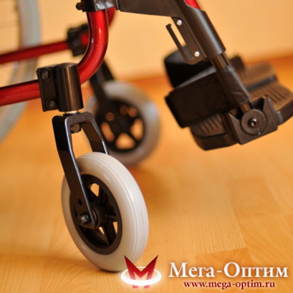 Универсальная облегченная инвалидная коляска Мега-Оптим Fs 205 Lhq - фото №2