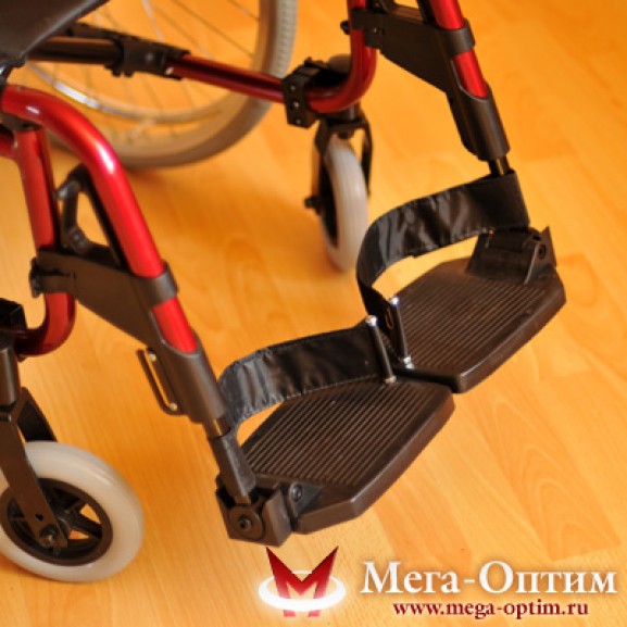 Универсальная облегченная инвалидная коляска Мега-Оптим Fs 205 Lhq - фото №1