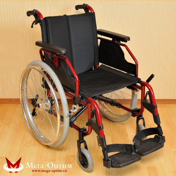 Универсальная облегченная инвалидная коляска Мега-Оптим Fs 205 Lhq