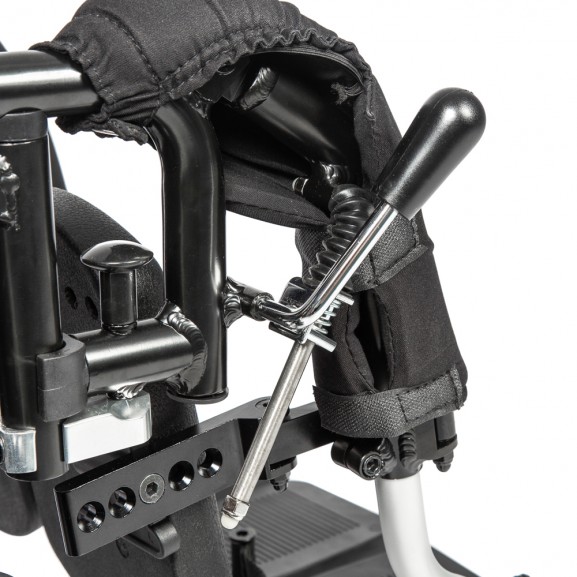 Кресло-коляска инвалидная с электроприводом Ortonica Pulse 350 - фото №3