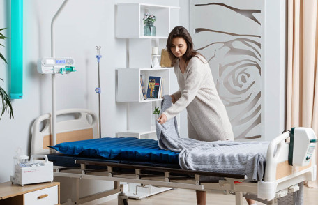 Как получить кровать для лежачих больных бесплатно