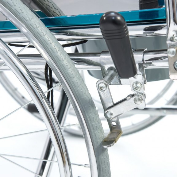 Инвалидное кресло-коляска с санитарным устройством Мега-Оптим Fs 681-45 - фото №3