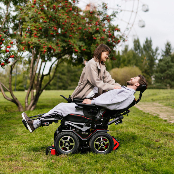 Кресло-коляска вездеход ступенькоход Caterwil GTS 4WD - фото №24