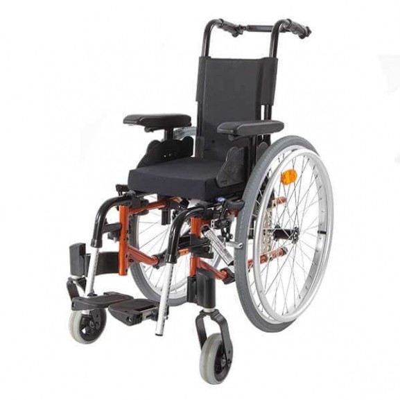 Кресло-коляска механическая Invacare Action 3 Junior