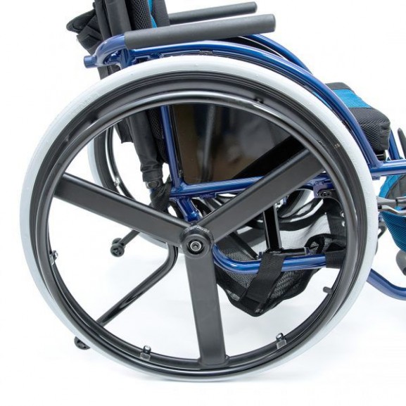 Кресло-коляска для активного отдыха Мега-Оптим Fs 723 L - фото №3